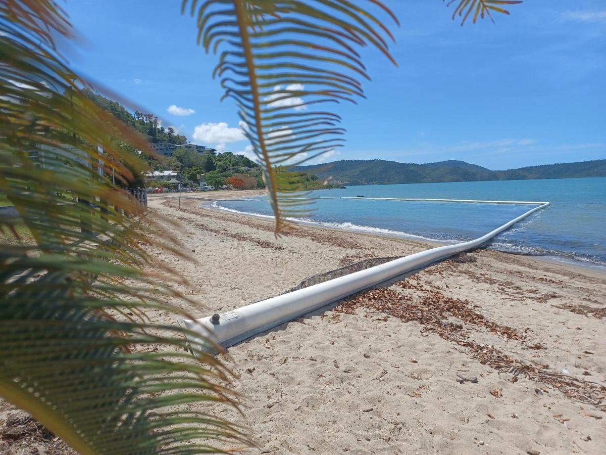 Whitsunday Waterfront Apartments Airlie Beach Exterior foto