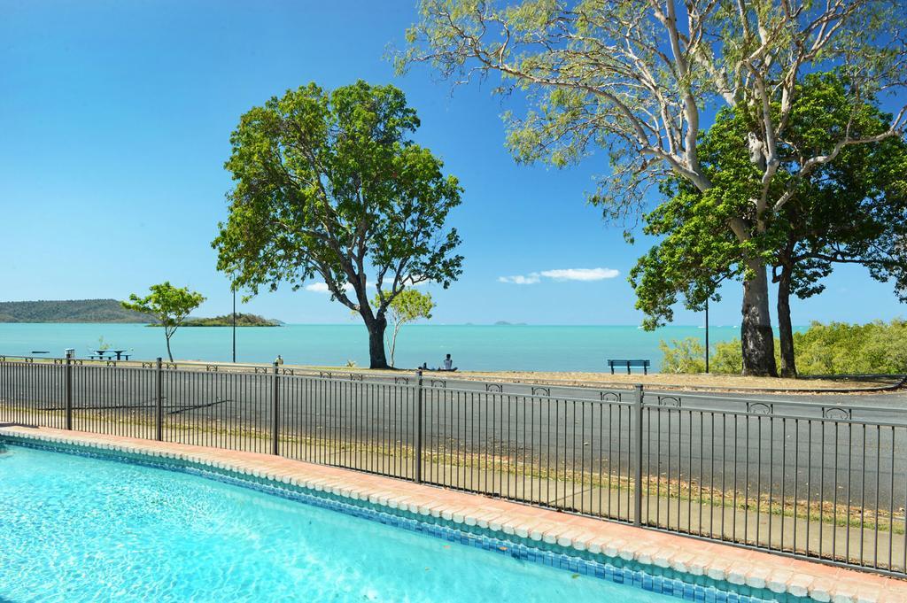 Whitsunday Waterfront Apartments Airlie Beach Exterior foto